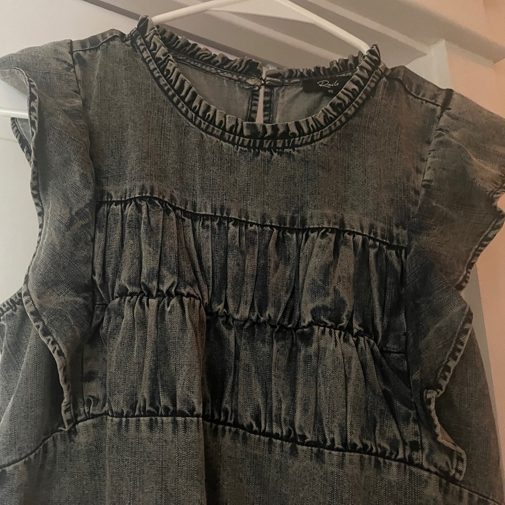 Rails Ruffle Denim Sleeveless Blouse